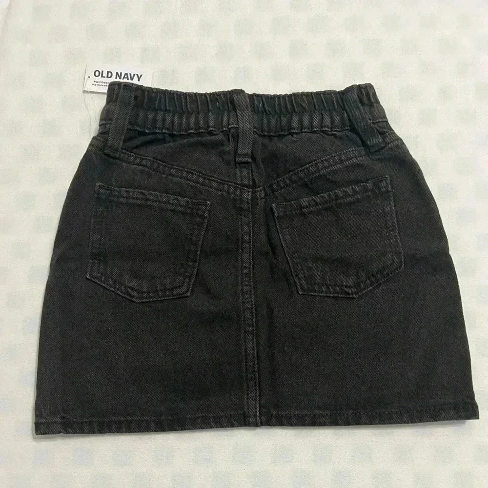 Old Navy High-Waisted Jean Skirt for Girls (Size S 6-7)